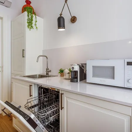 Apartment Dimora D'autore - Charm In The Heart Of Modena