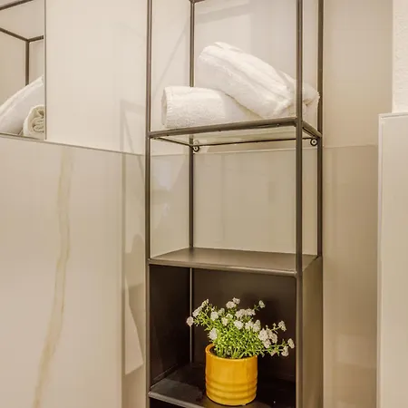 Apartment Dimora D'autore - Charm In The Heart Of